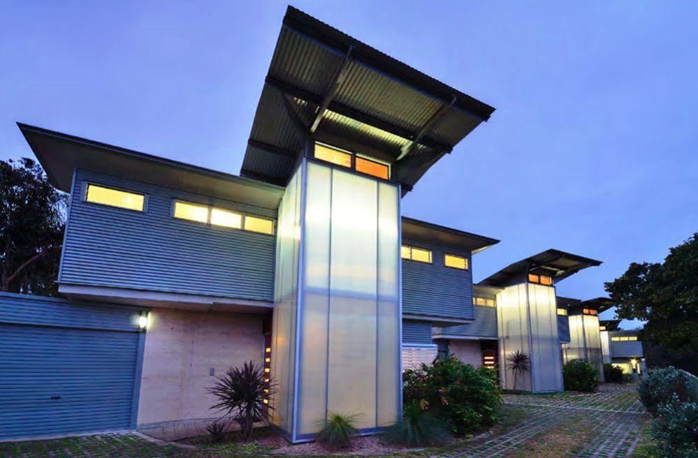 Crescent Head Spa Villa Bagian luar foto