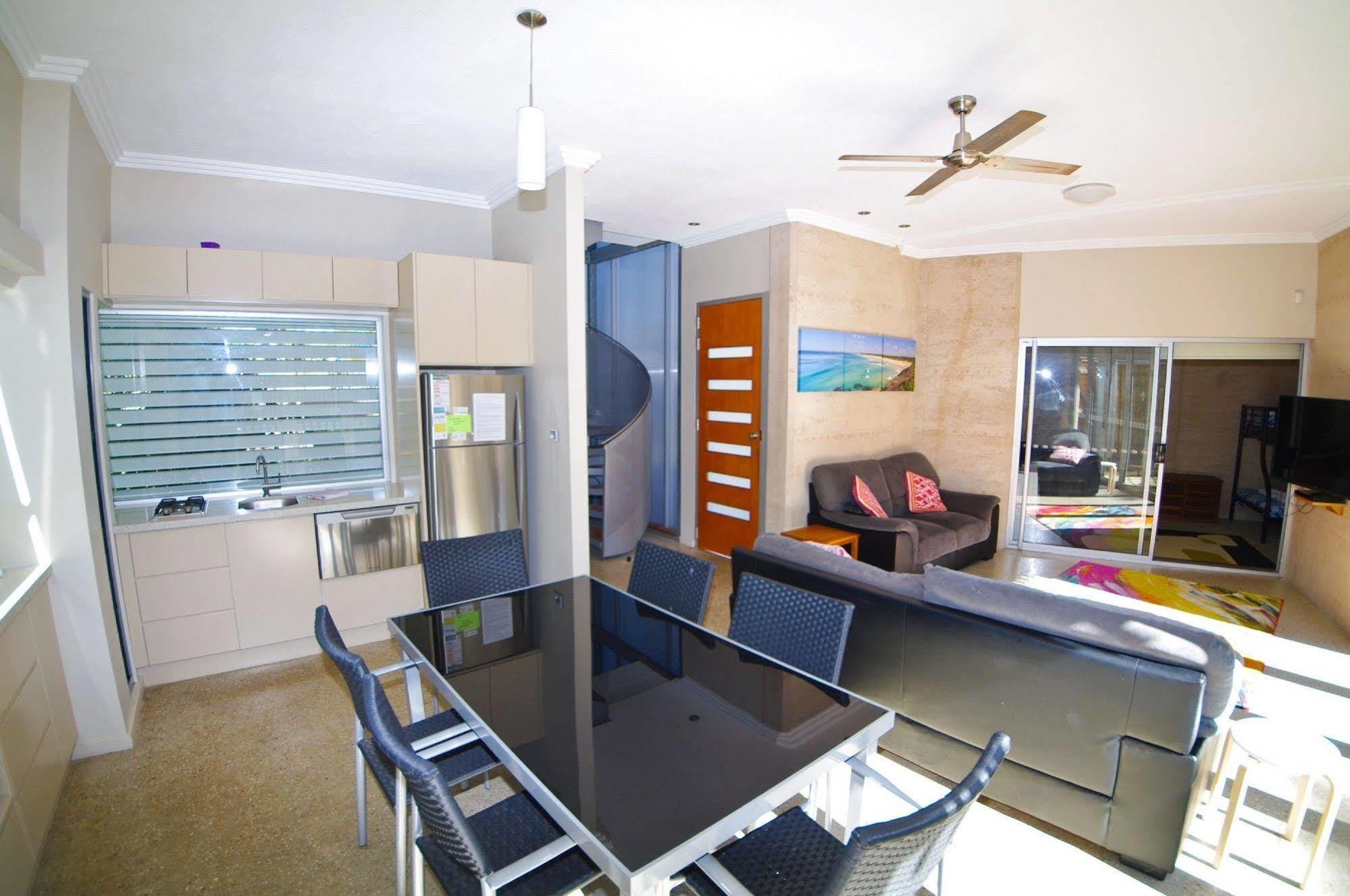 Crescent Head Spa Villa Bagian luar foto